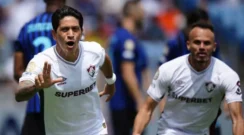 Fluminense dio el golpe y derrotó a Inter 2 a 0