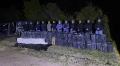 Persecución en Pampa del Indio abandonaron una camioneta con más de $60 millones en cigarrillos de contrabando